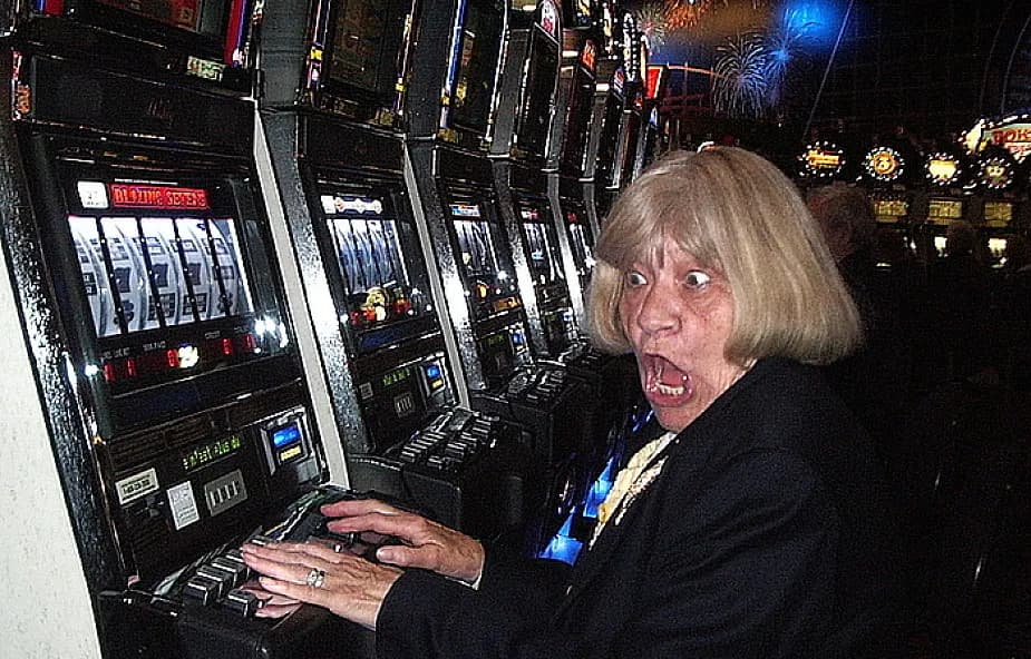 Czy hazard to grzech? Co Kościół katolicki mówi o grach losowych